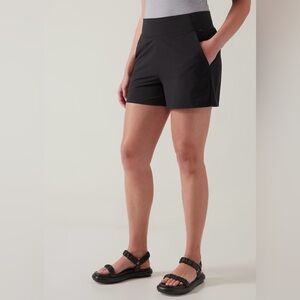 Athleta Brooklyn Short, Size: 14, Color: Black, travel, quick dry, packable, EUC